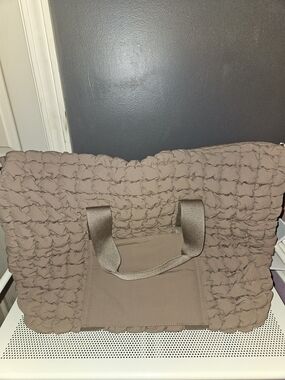 Quilted Pillow-Style Tote Bag in Taupe